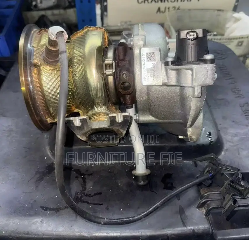 Genuine Porsche Macan / Audi OEM Turbocharger 06M145689J EA839 3.0