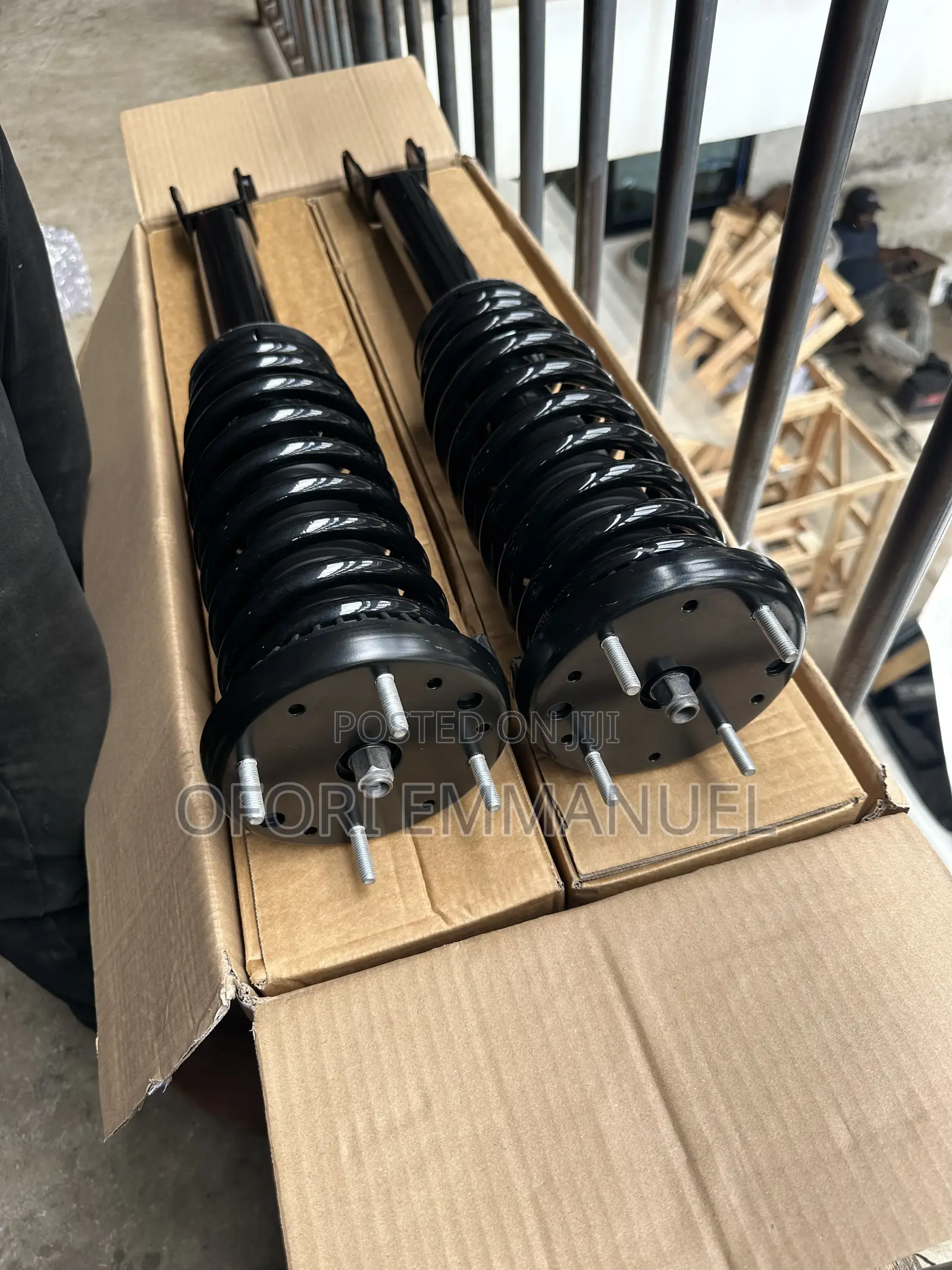 Jaguar XJL Front Shocks With Sensors