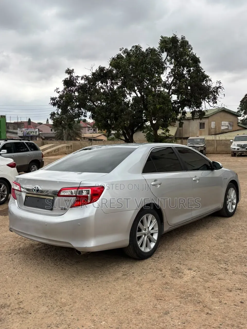 Toyota Camry XLE 4dr Sedan (2.5L 4cyl 6A) 2013 Gray