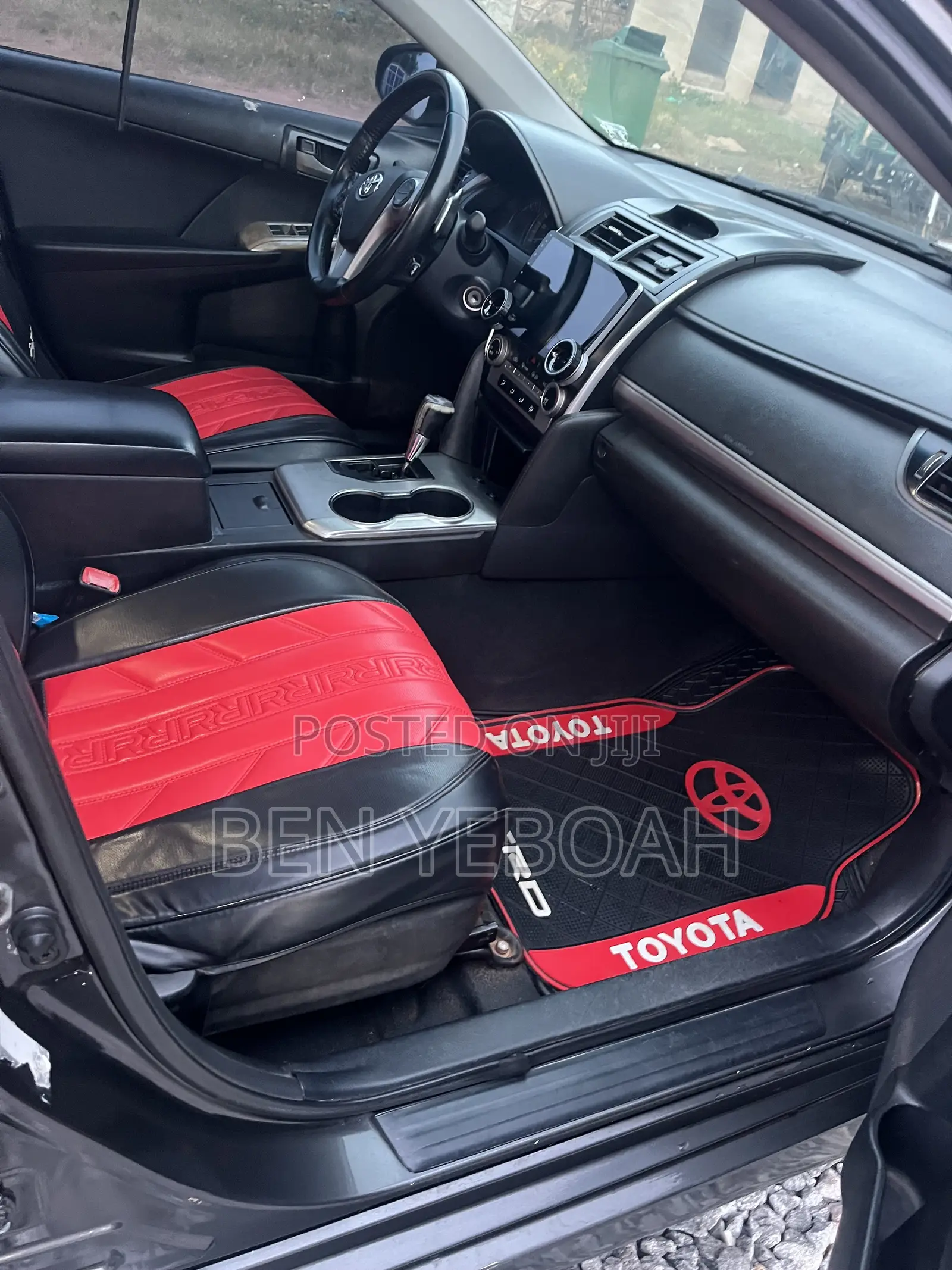 Toyota Camry SE 4dr Sedan (2.5L 4cyl 6A) 2014 Gray