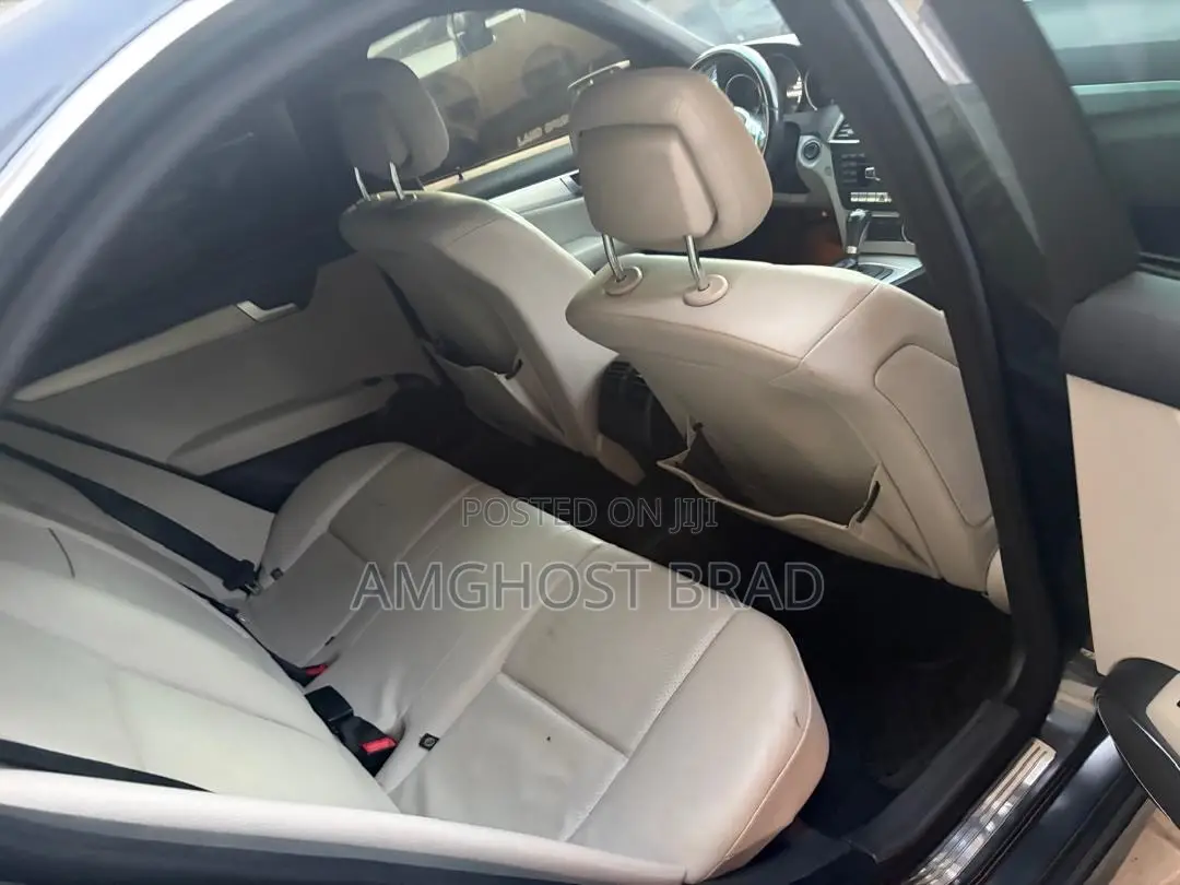 Mercedes-Benz C250 2014 Blue
