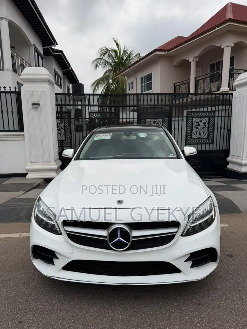 Mercedes-Benz C300 Sport 4Matic Sedan AWD (2.0L 4cyl 7A) 2017 White