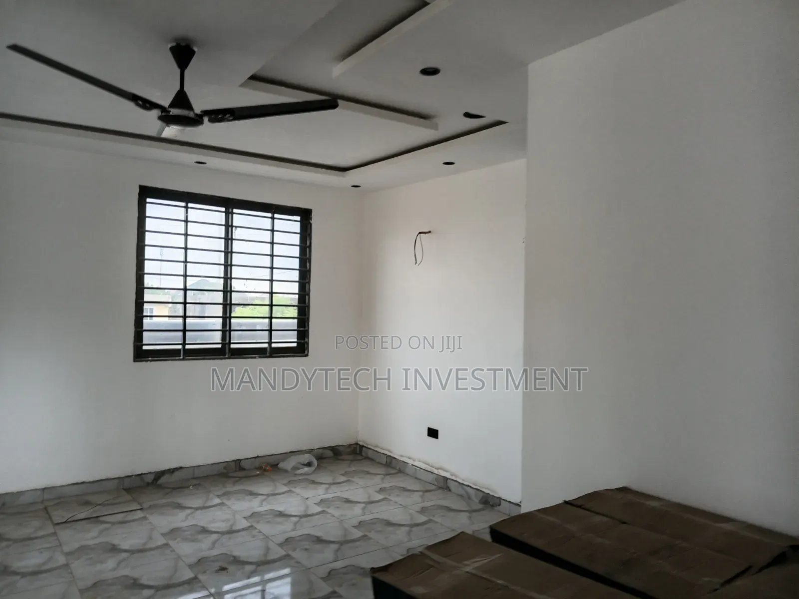 3bdrm Villa in Lake Side Estate for sale