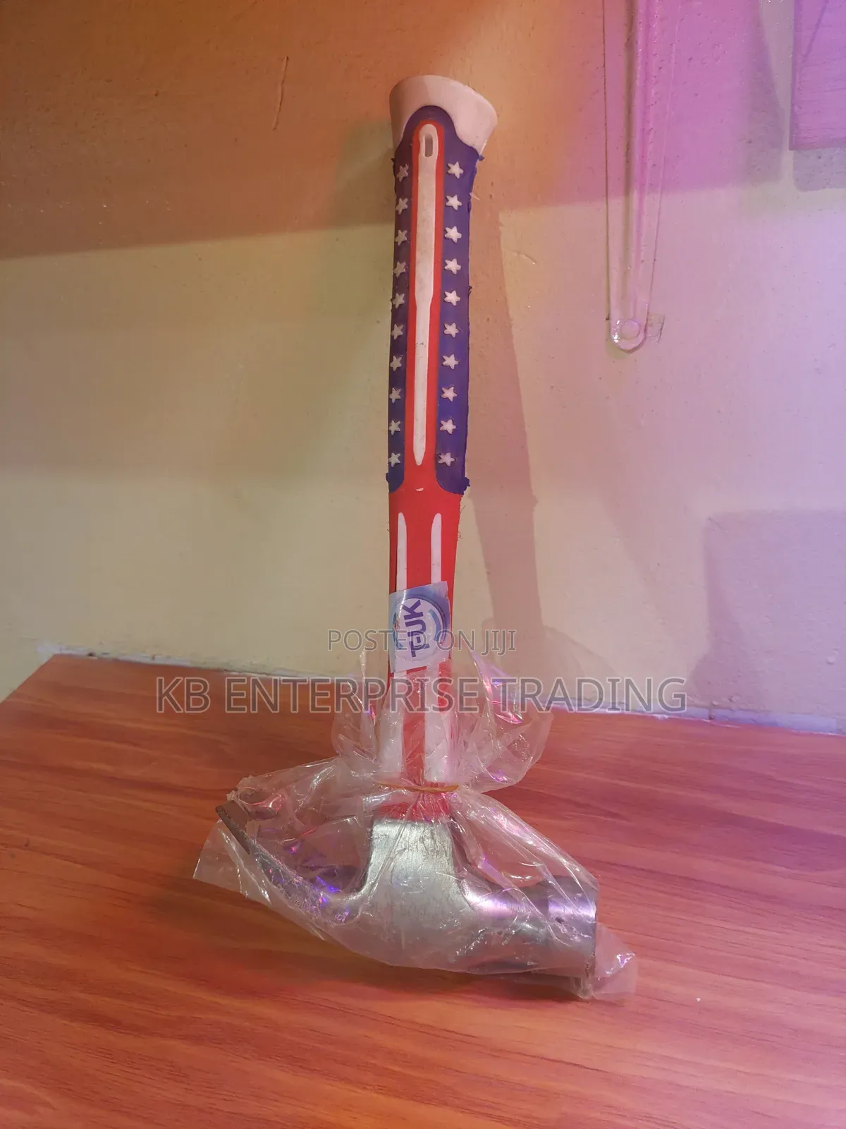 T-Uk Patriotic Claw Hammer