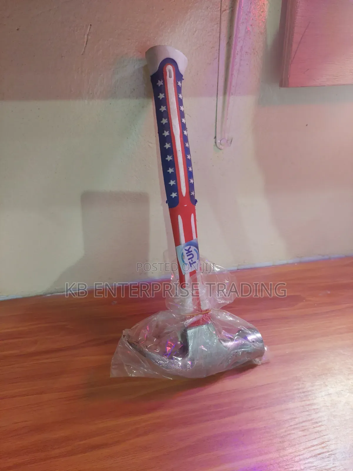 T-Uk Patriotic Claw Hammer