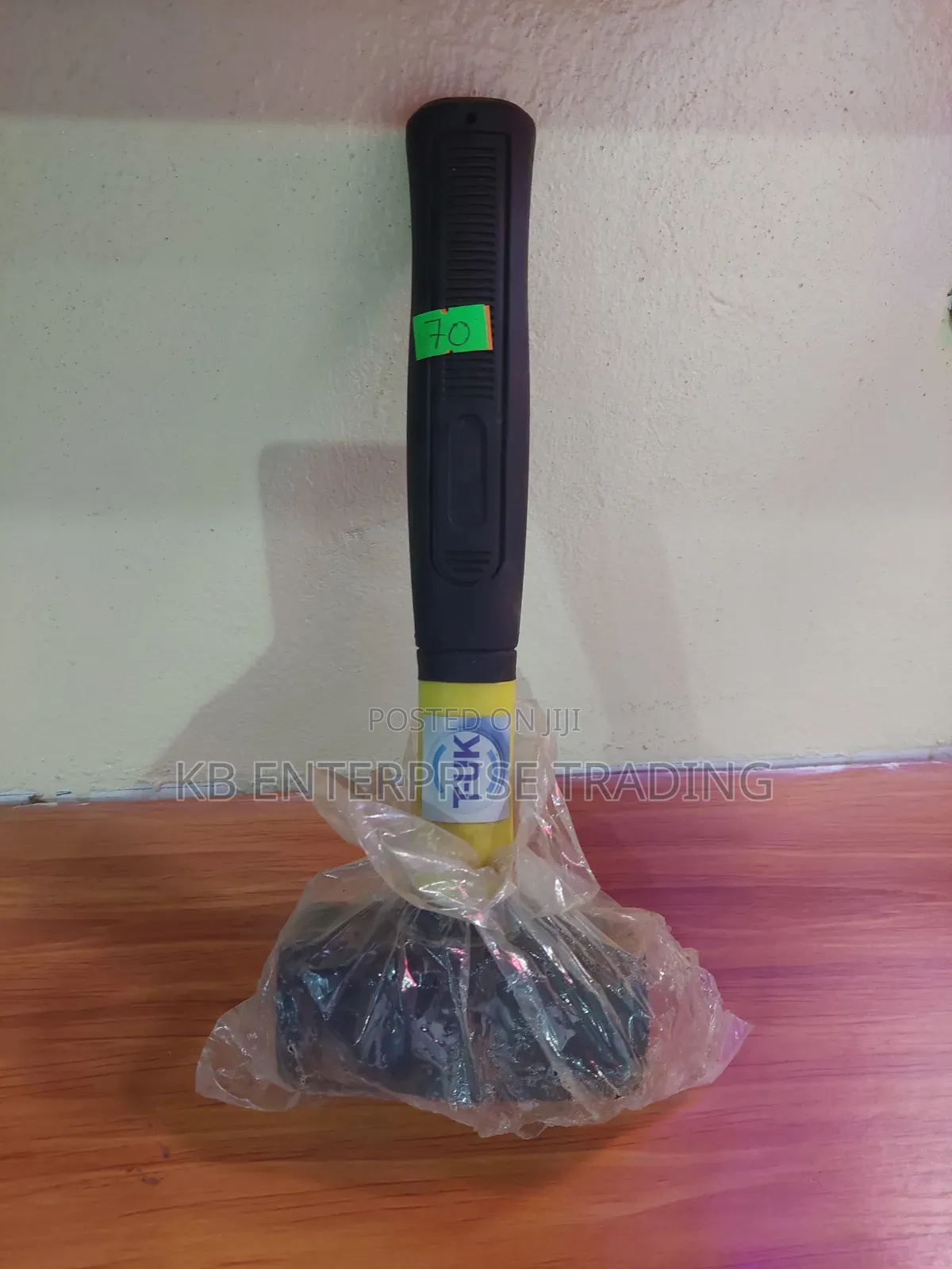 T-Uk Heavy-Duty Hammer