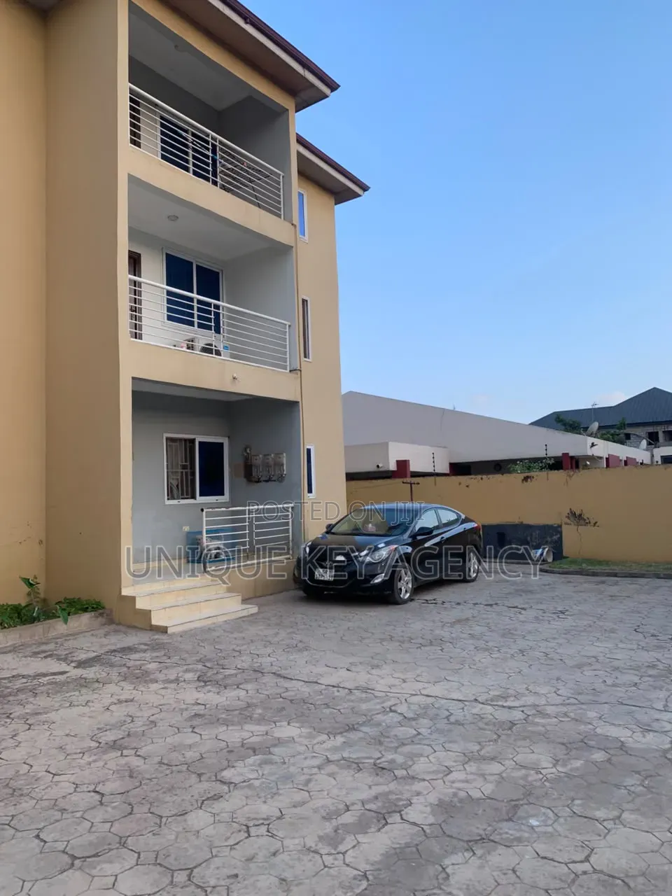 2bdrm Apartment in Unique Key Agency, West Legon for rent