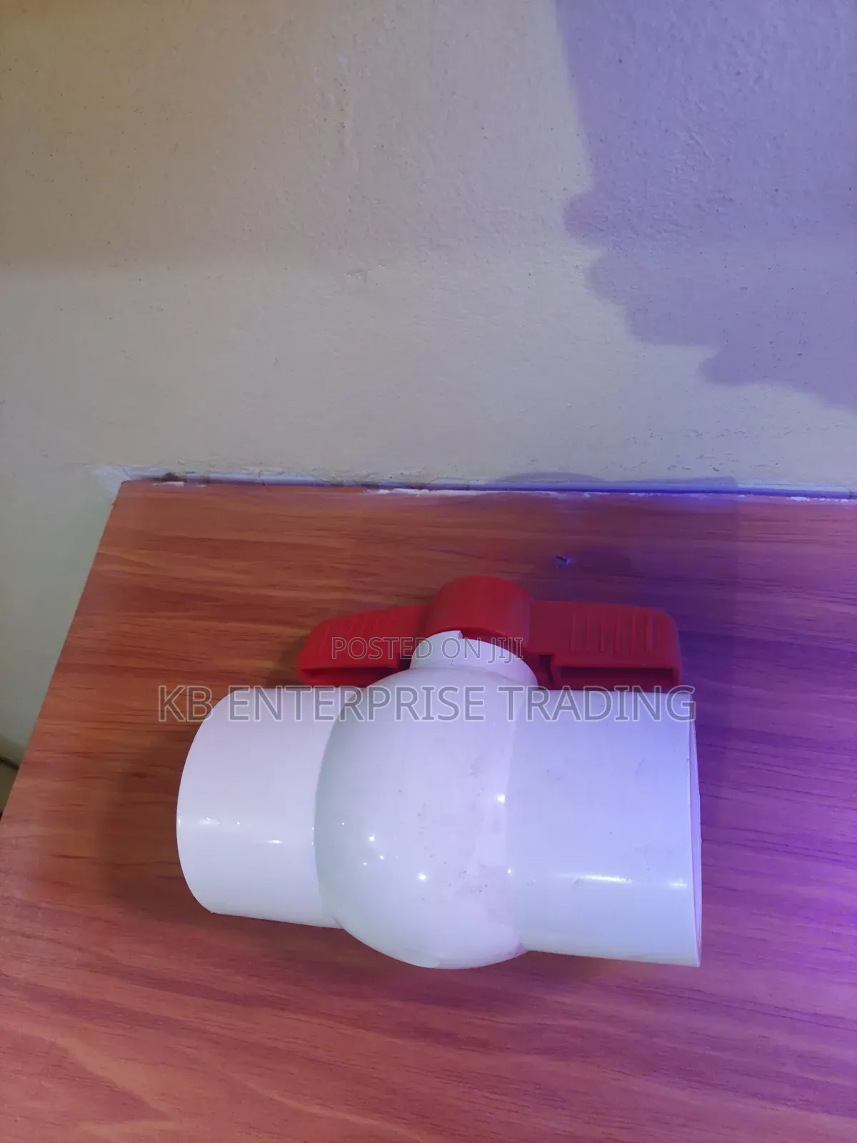 PVC Ball Valve With Red Handle