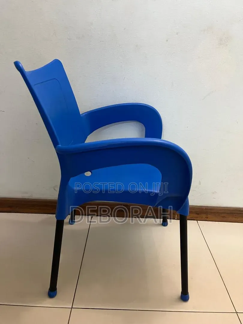 Relax Plastic Chairs