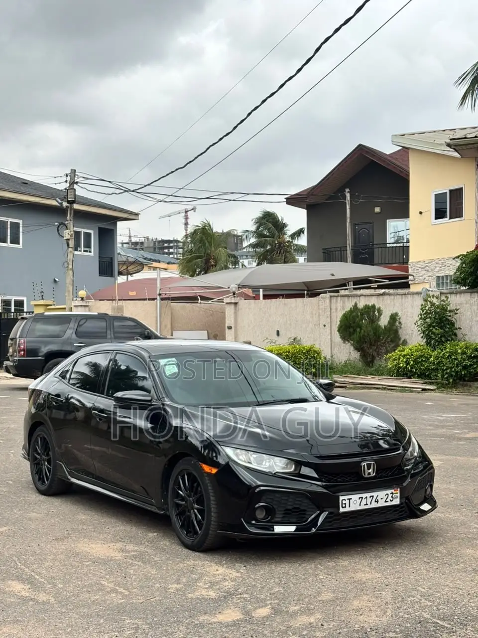 Honda Civic EX-L w/Navi 4dr Hatchback (1.5L 4cyl) 2017 Black