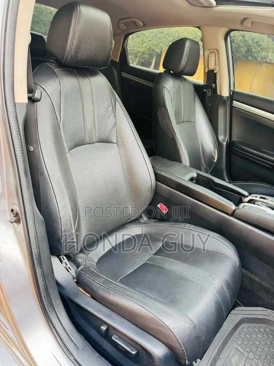 Honda Civic Touring 4dr Sedan (1.5L 4cyl) 2017 Silver