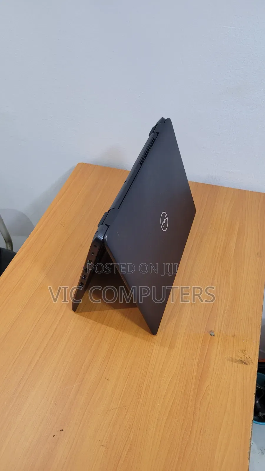 Laptop Dell Latitude 3400 8GB Intel Core i5 HDD+SSD 500GB
