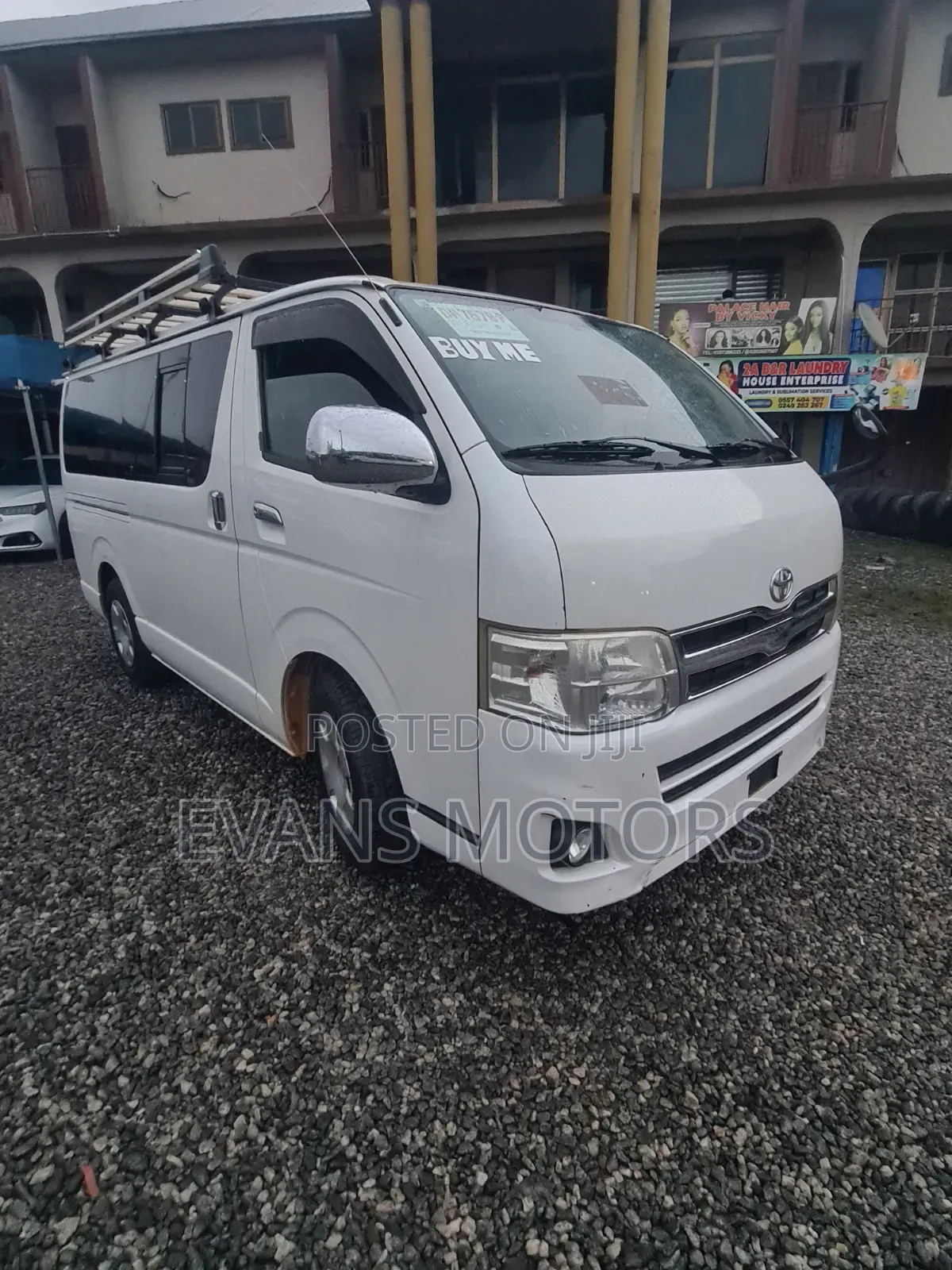 Toyota Grand HiAce G 3.0 Diesel Turbo 4WD 8-Seater 2001 White