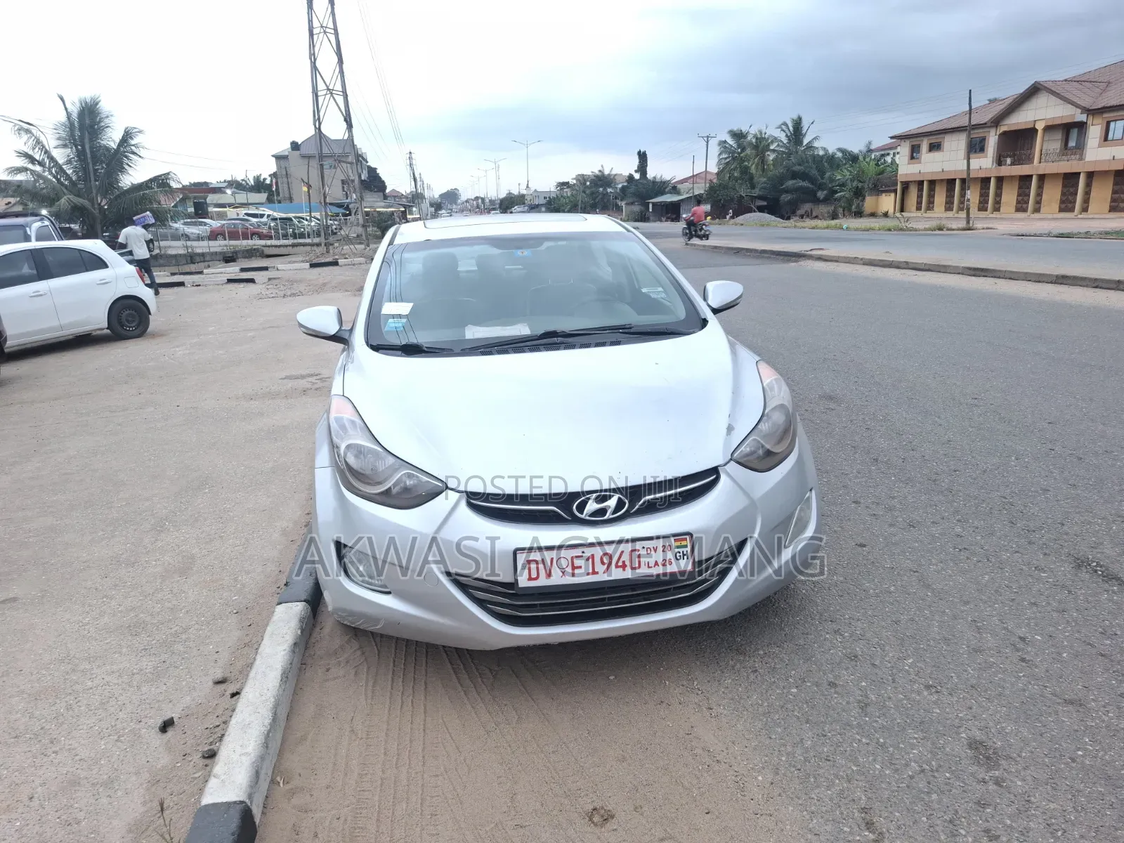 Hyundai Elantra GLS Sedan FWD (1.8L 4cyl 6M) 2013 Silver