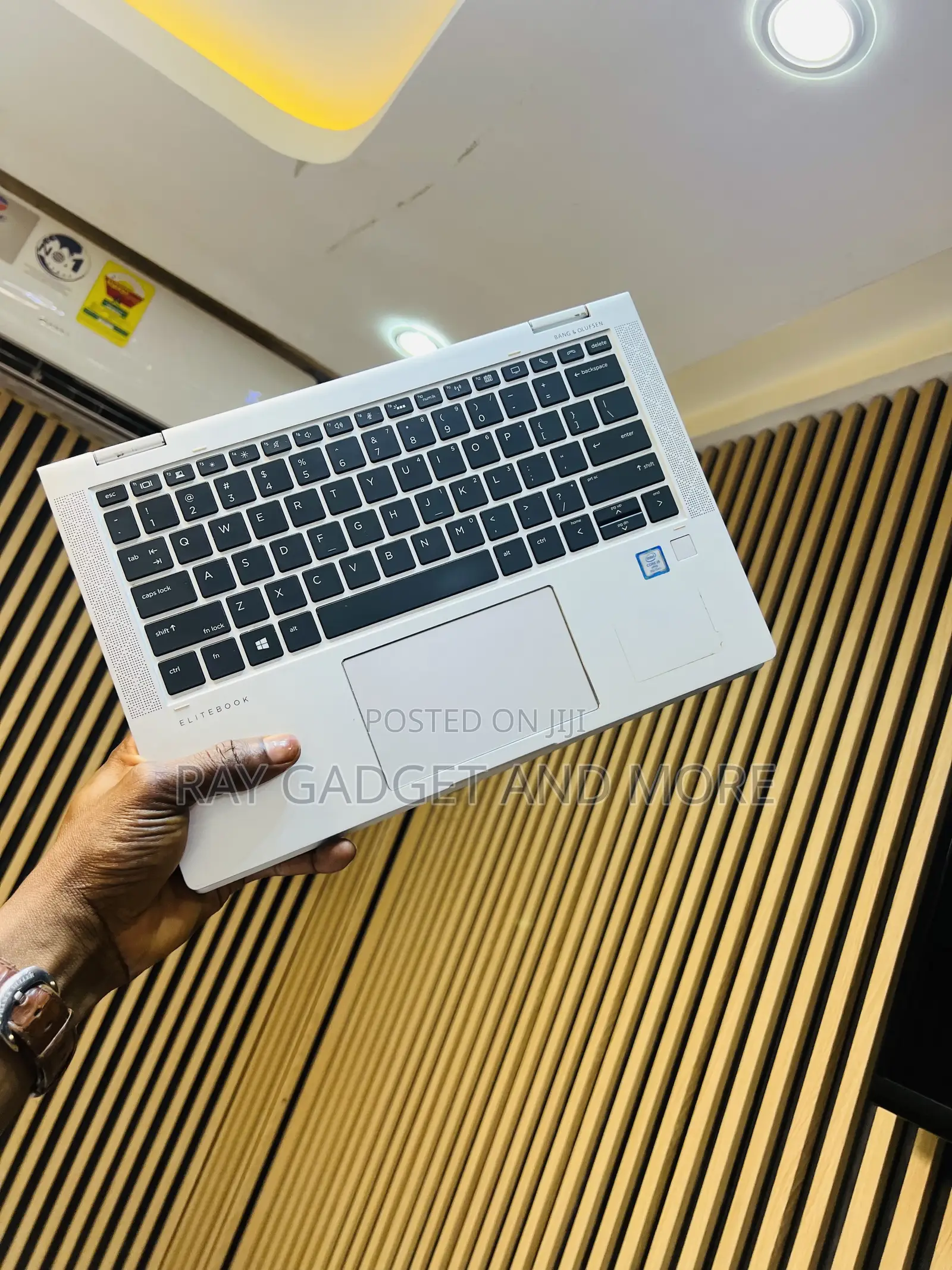 Laptop HP EliteBook 840 G7 8GB Intel Core i5 SSD 256GB
