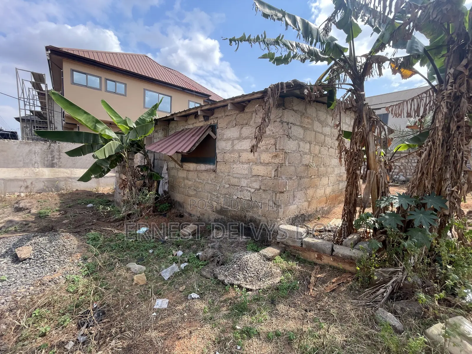 40ft by 90ft Plot for Sale