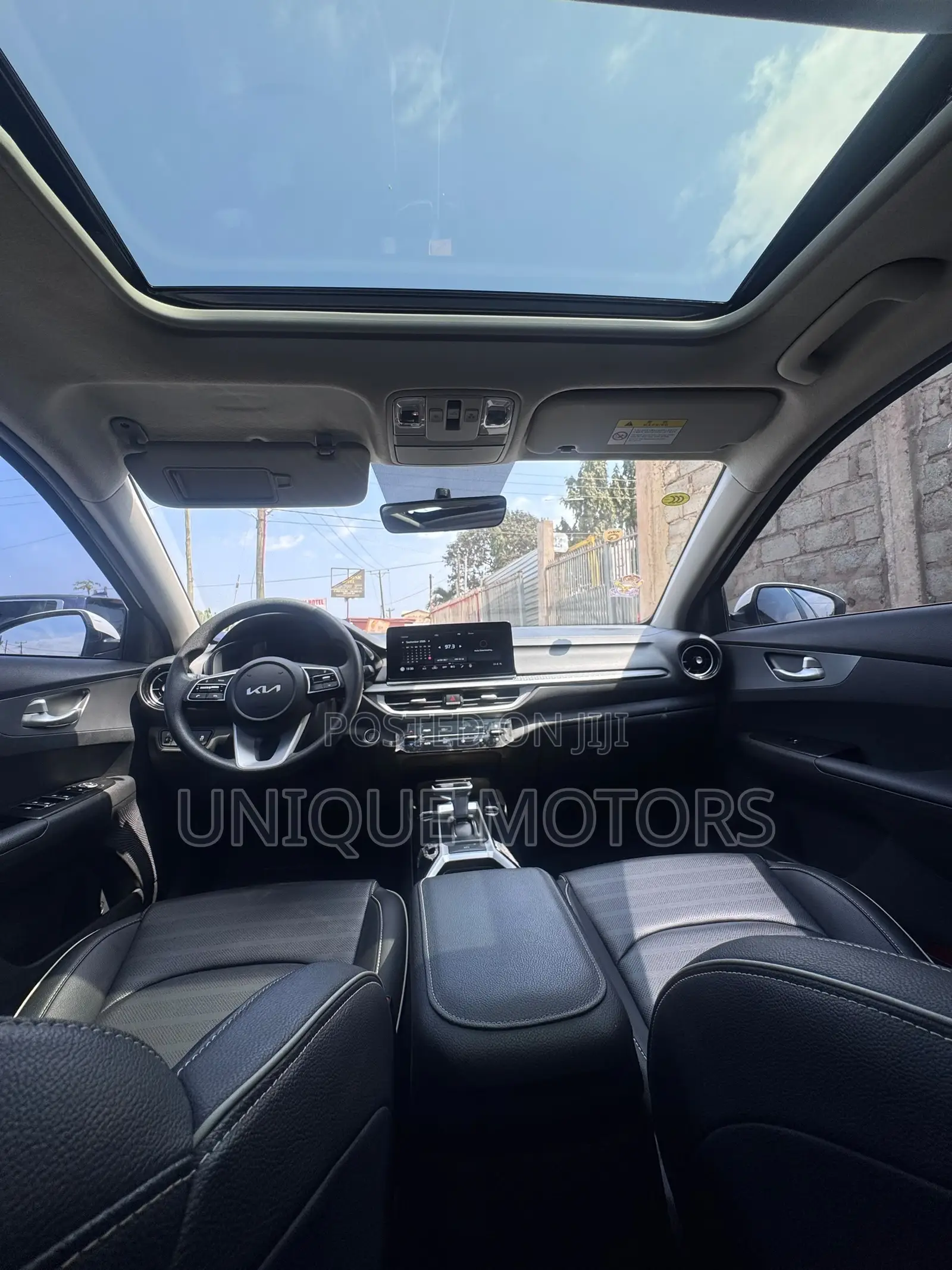 Kia K4 2025 White