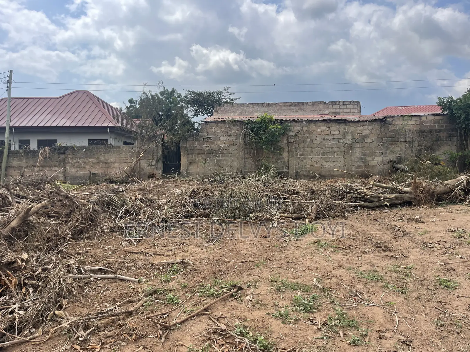 2 Acres of Titled Land Focus Sale