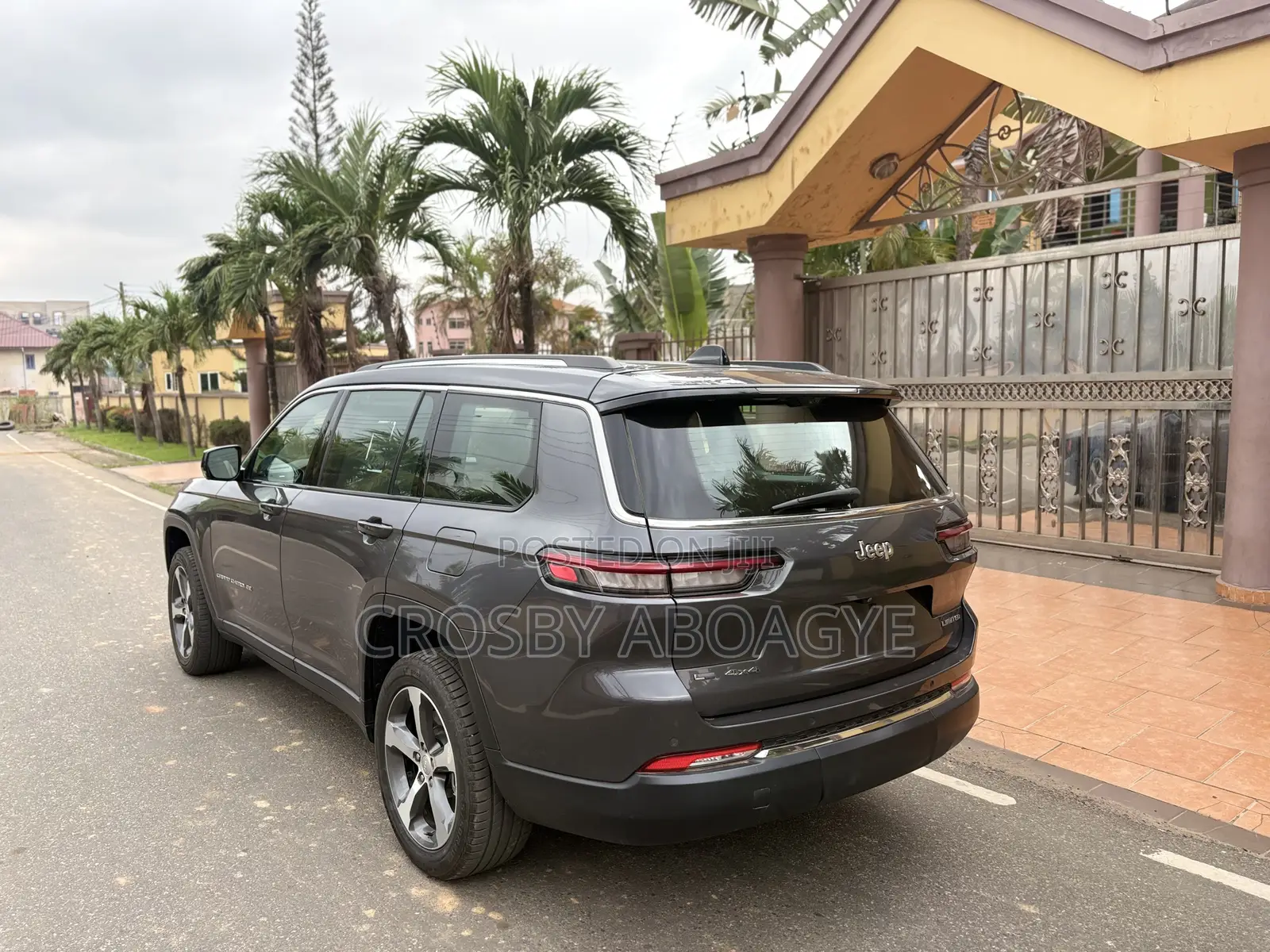 Jeep Grand Cherokee 4xe Overland 4WD 2024 Gray