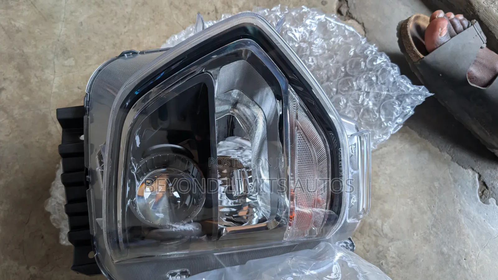Hyundai Santa Fe 2019,2020 Headlight