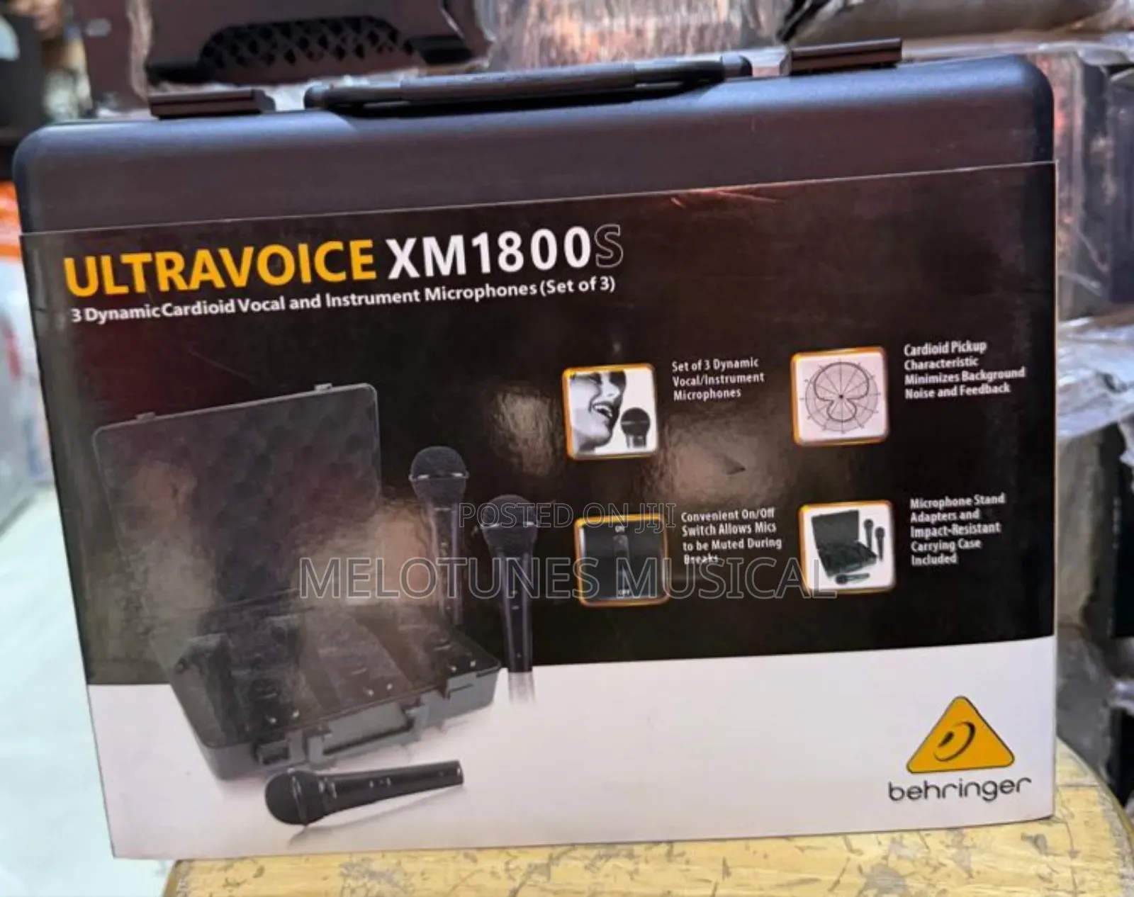 Behringer Ultravoice XM1800S Dynamic Cardioid Vocal 3in1 Microphone
