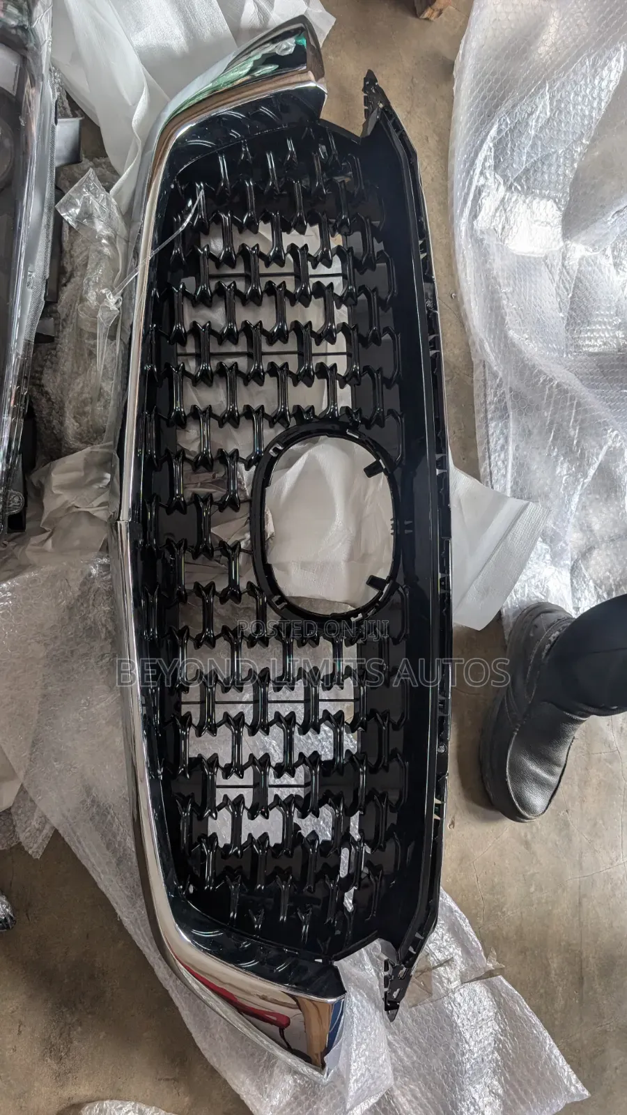 Mazda CX,2024 Front Grille / Front Shell