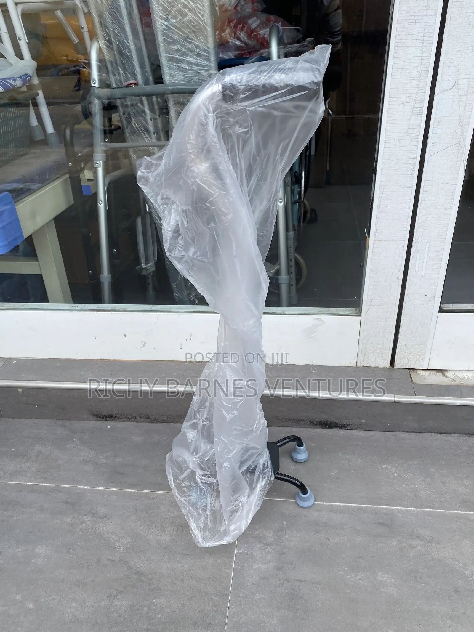 Adjustable Quad Cane
