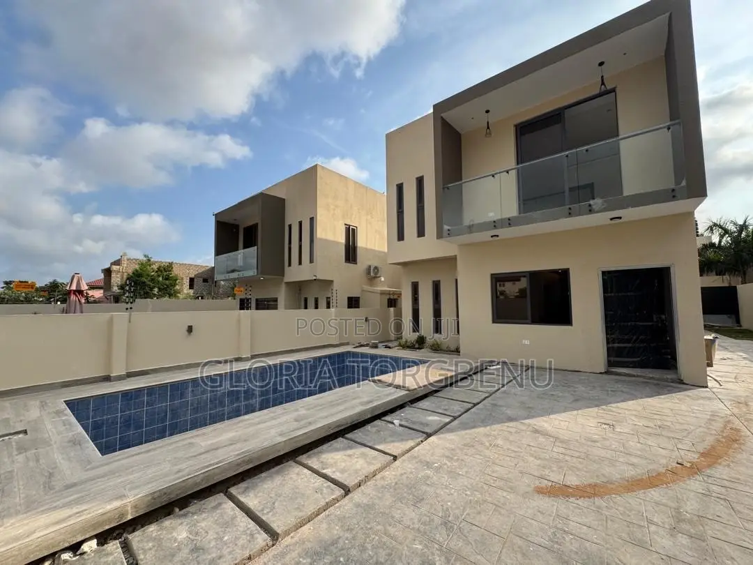 4bdrm House in Ashaley Botwe for sale
