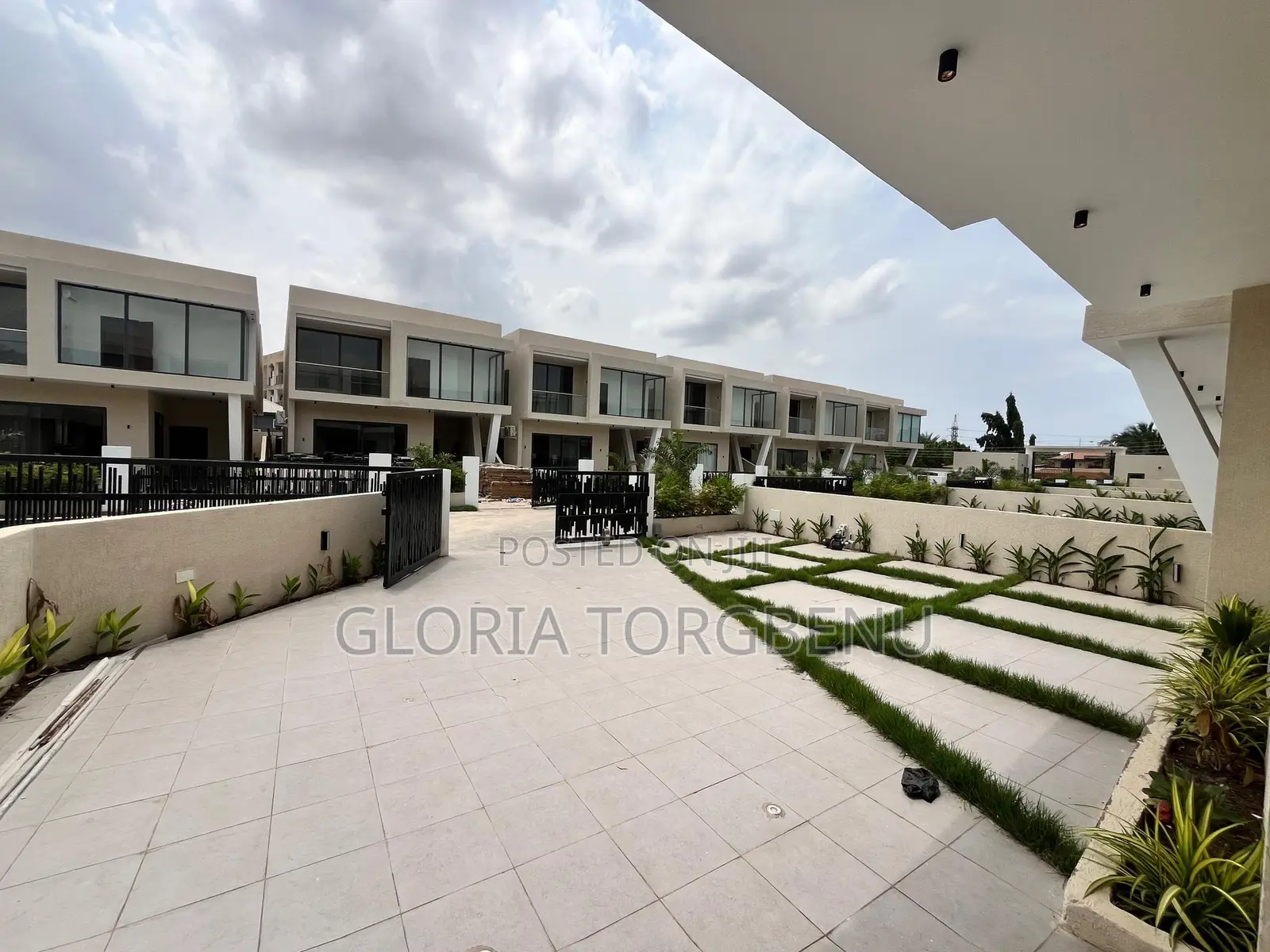 4bdrm House in East Legon for sale