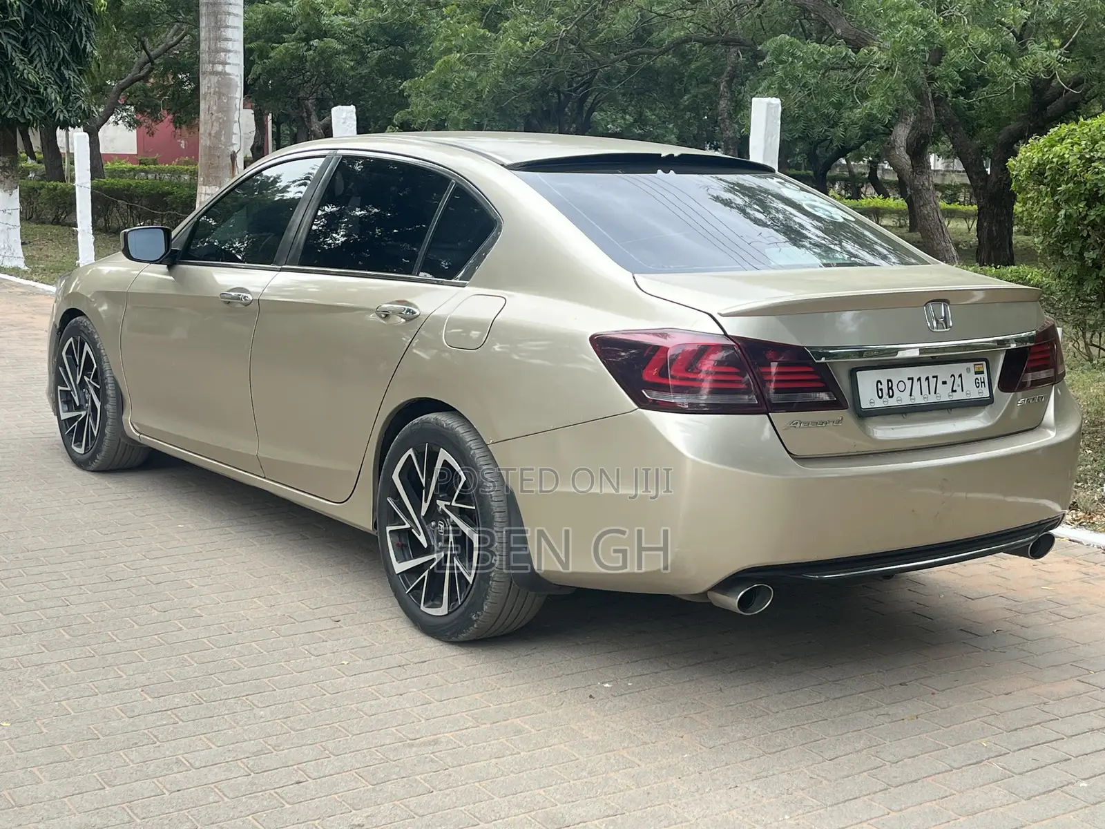 Honda Accord EX 2dr Coupe (2.4L 4cyl CVT) 2015 Gold