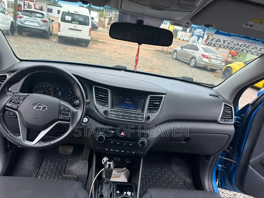Hyundai Tucson 2016 Blue