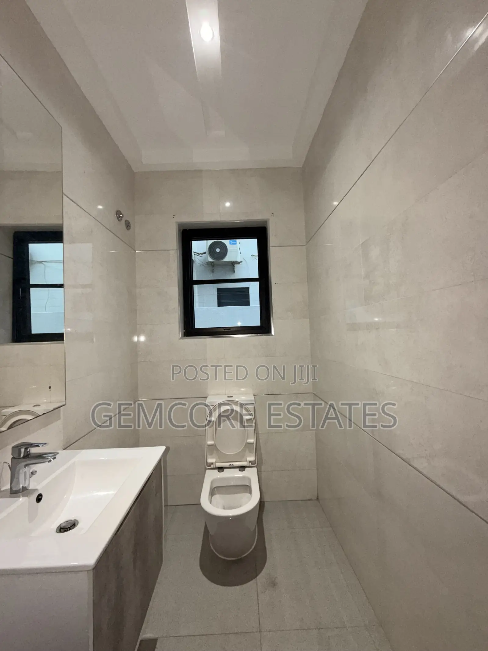 5bdrm House in Ars, East Legon for rent