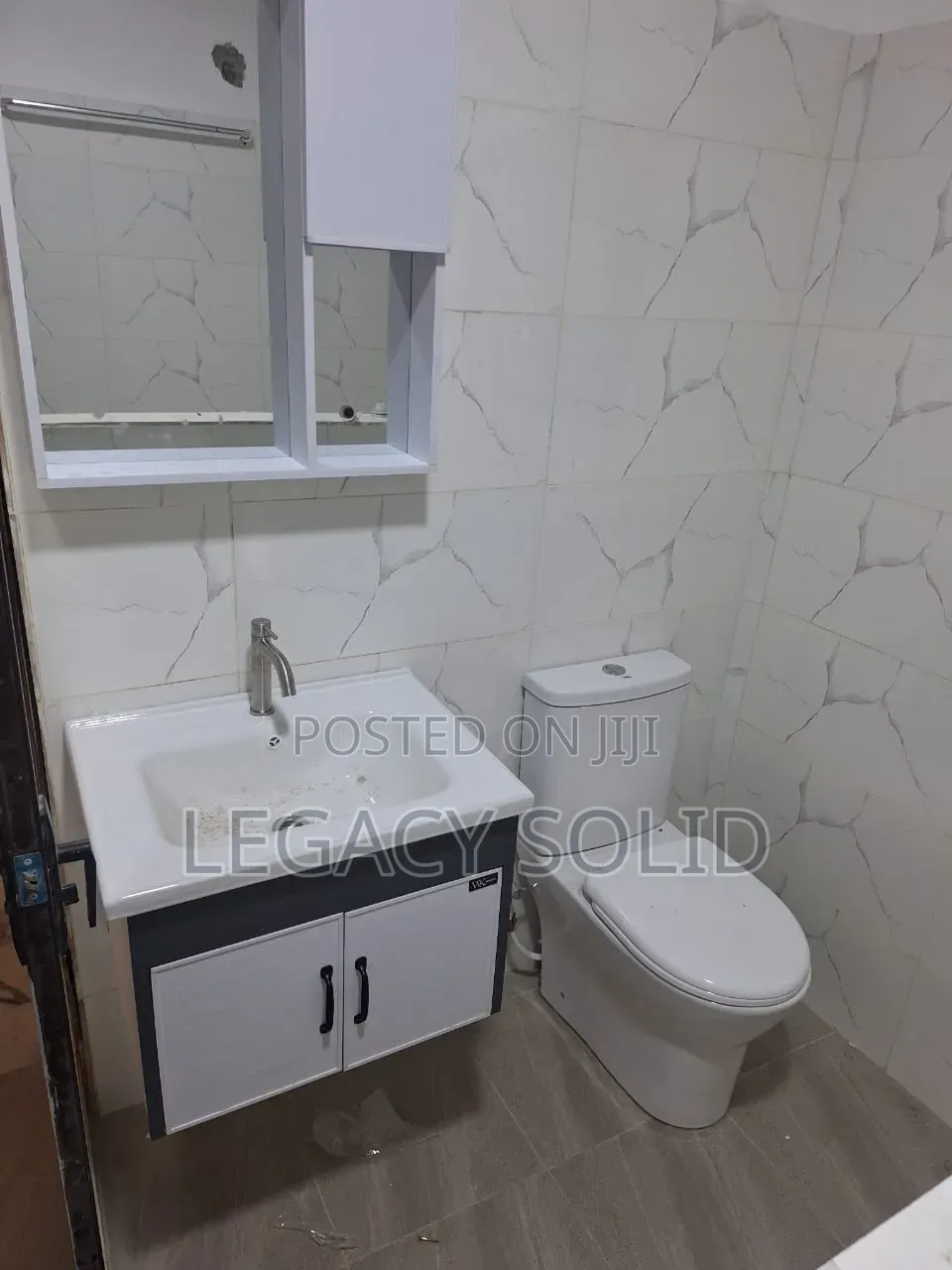 1bdrm Apartment in Legacy Solid Real, Tsui-Bleoo for rent