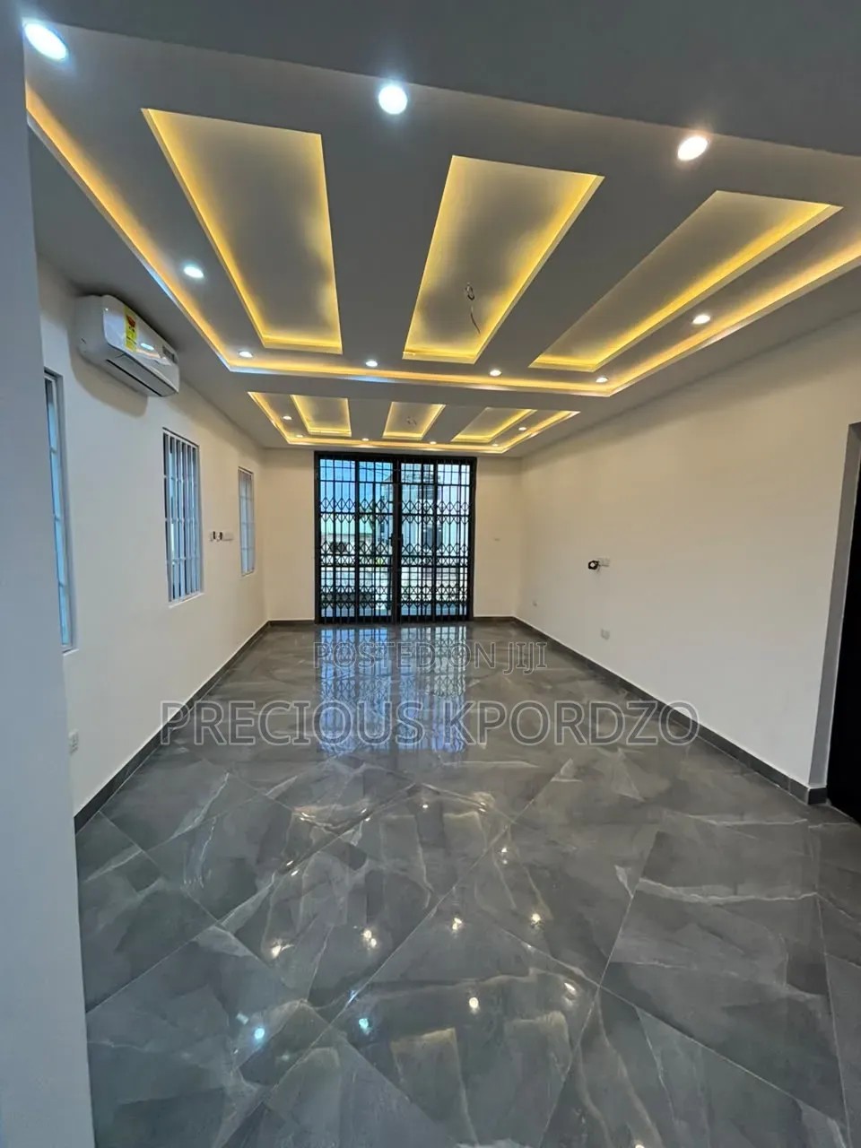 3bdrm Apartment in Ashiyie Adenta, Frafraha for rent