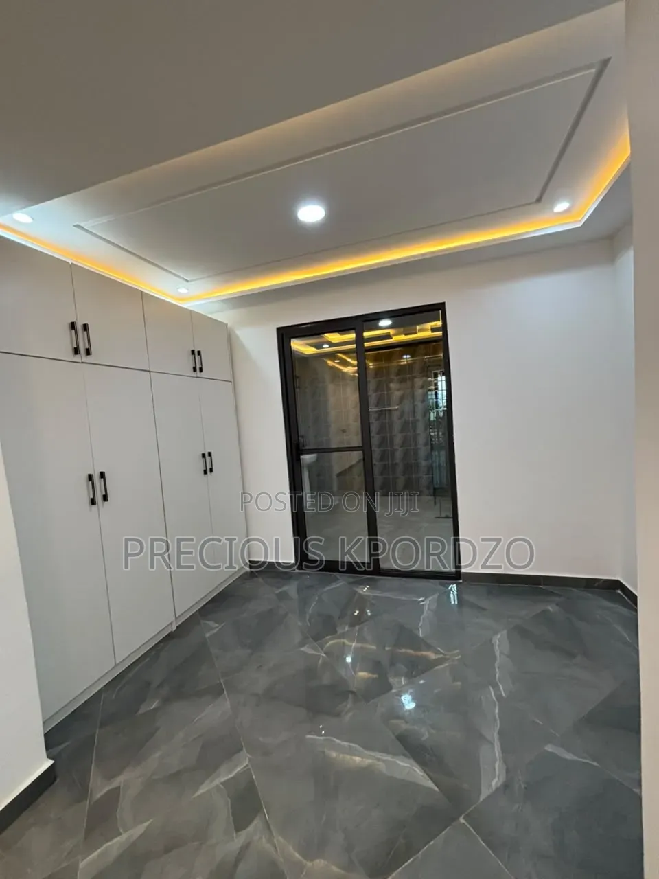 3bdrm Apartment in Ashiyie Adenta, Frafraha for rent