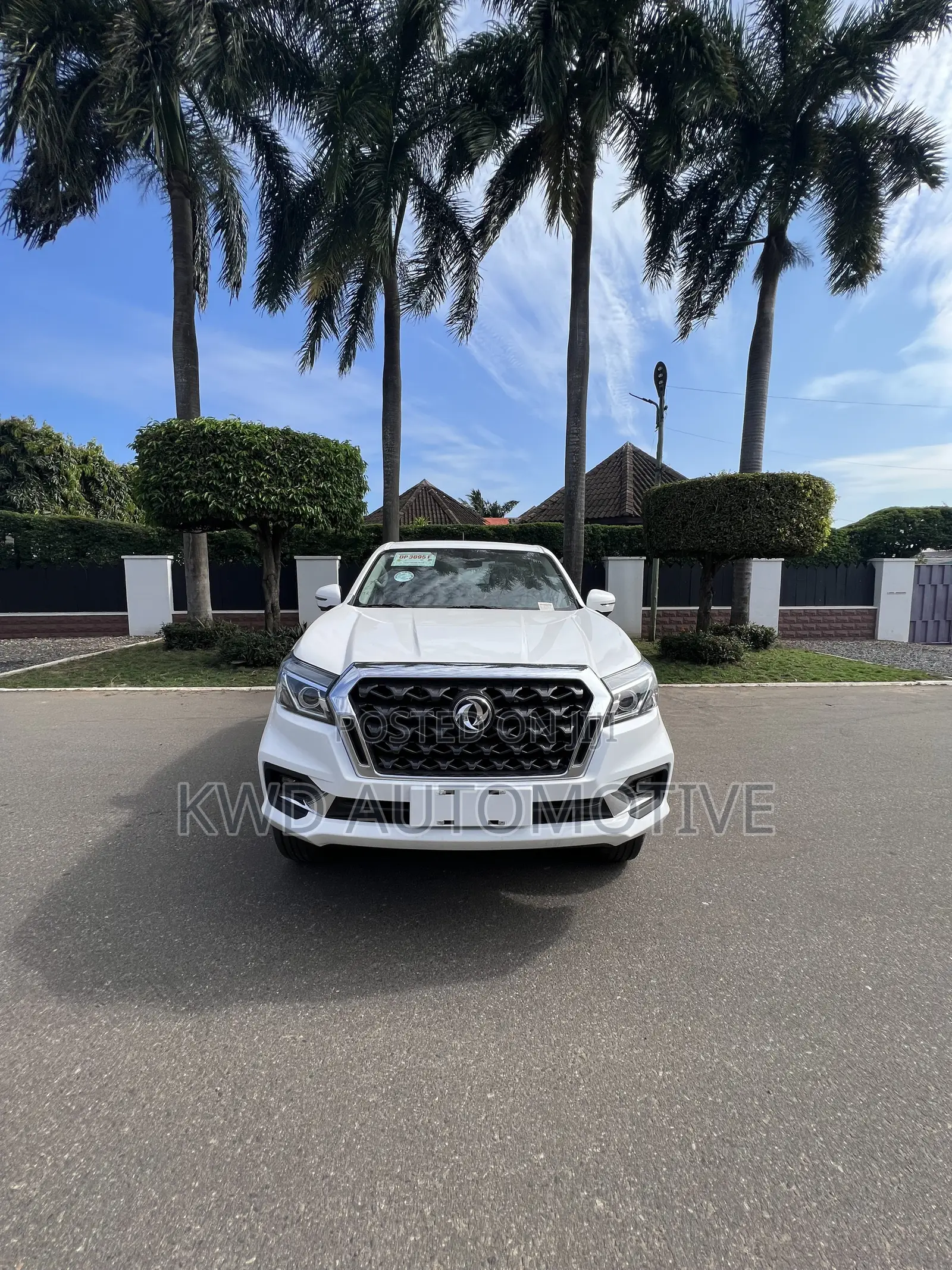New Dongfeng Rich Excellence Edition 2026 White