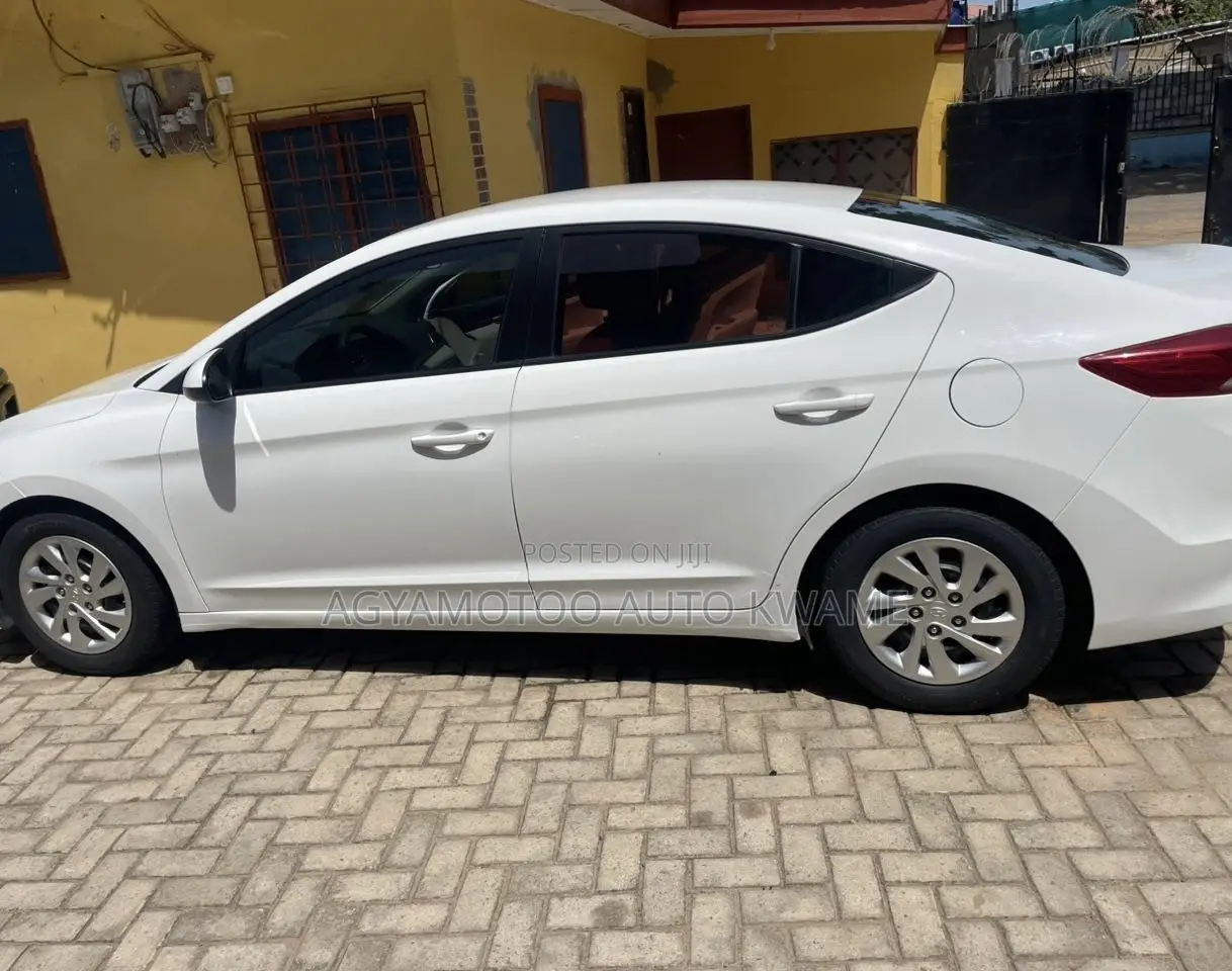 Hyundai Elantra ECO 2018 White