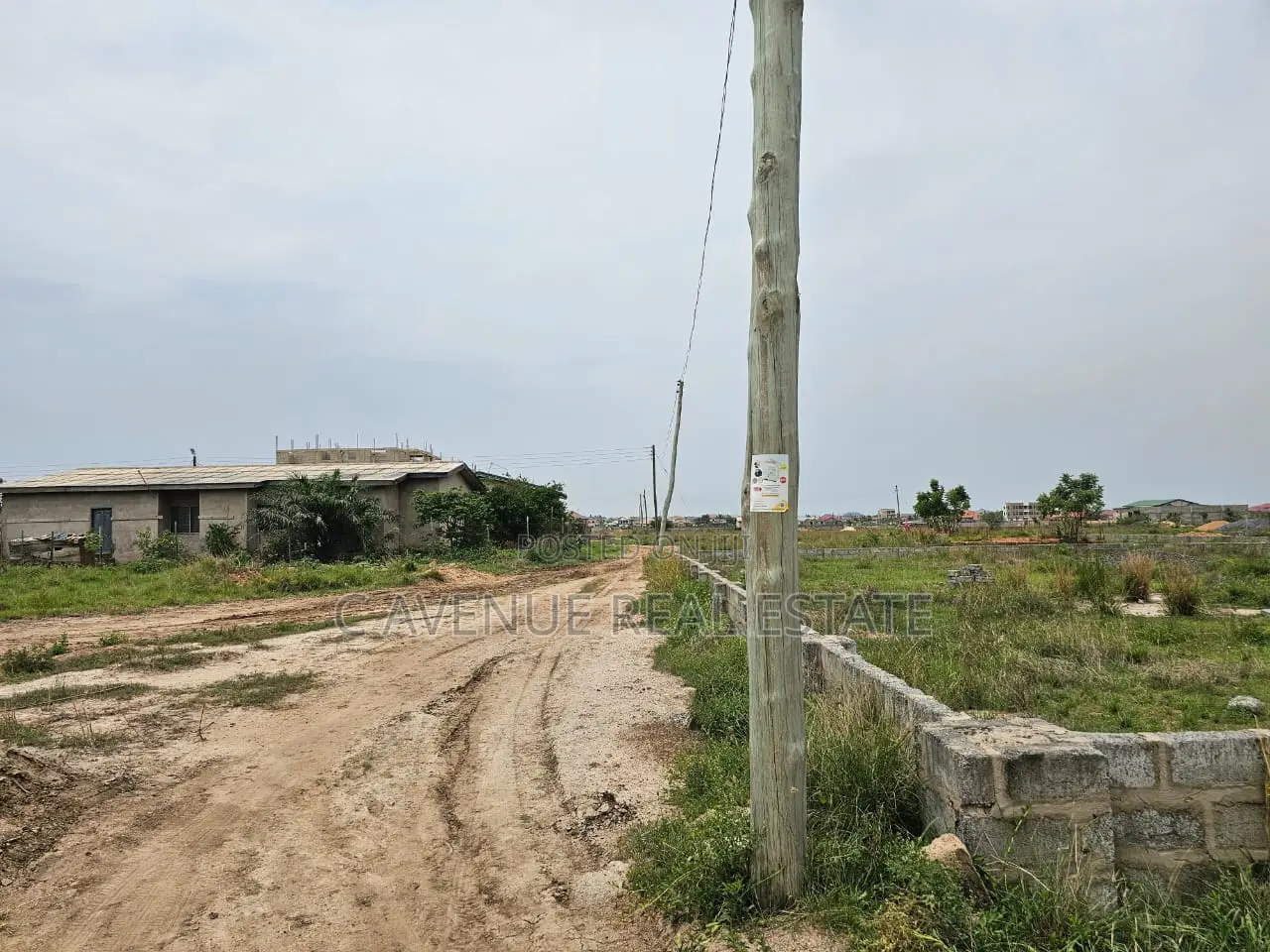 Expansive 70x100ft Luxury Estate Plot in Avenue Enclave