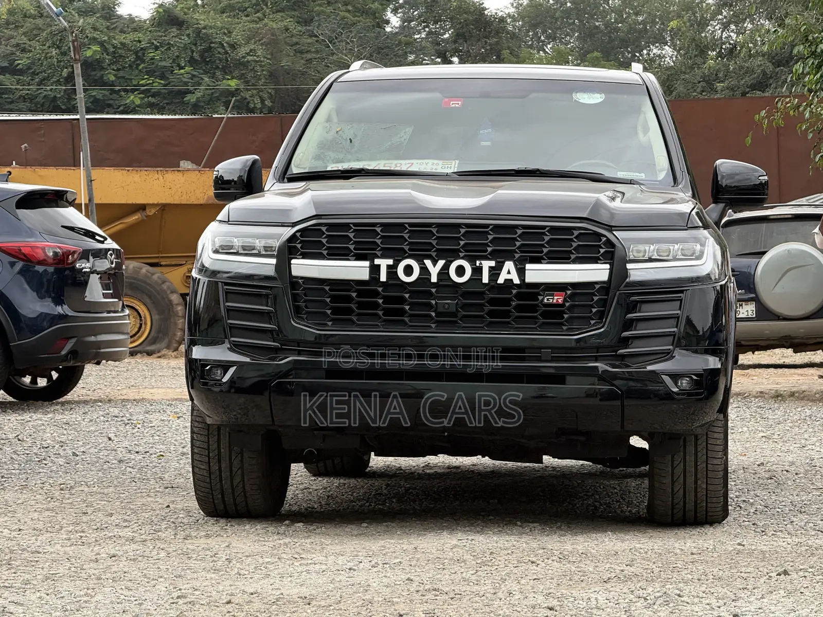 Toyota Land Cruiser 4.5 V8 GXR 2018 Black