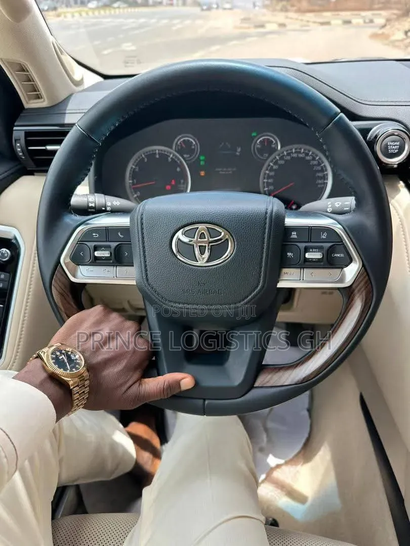 New Toyota Land Cruiser LC300 2025 Black