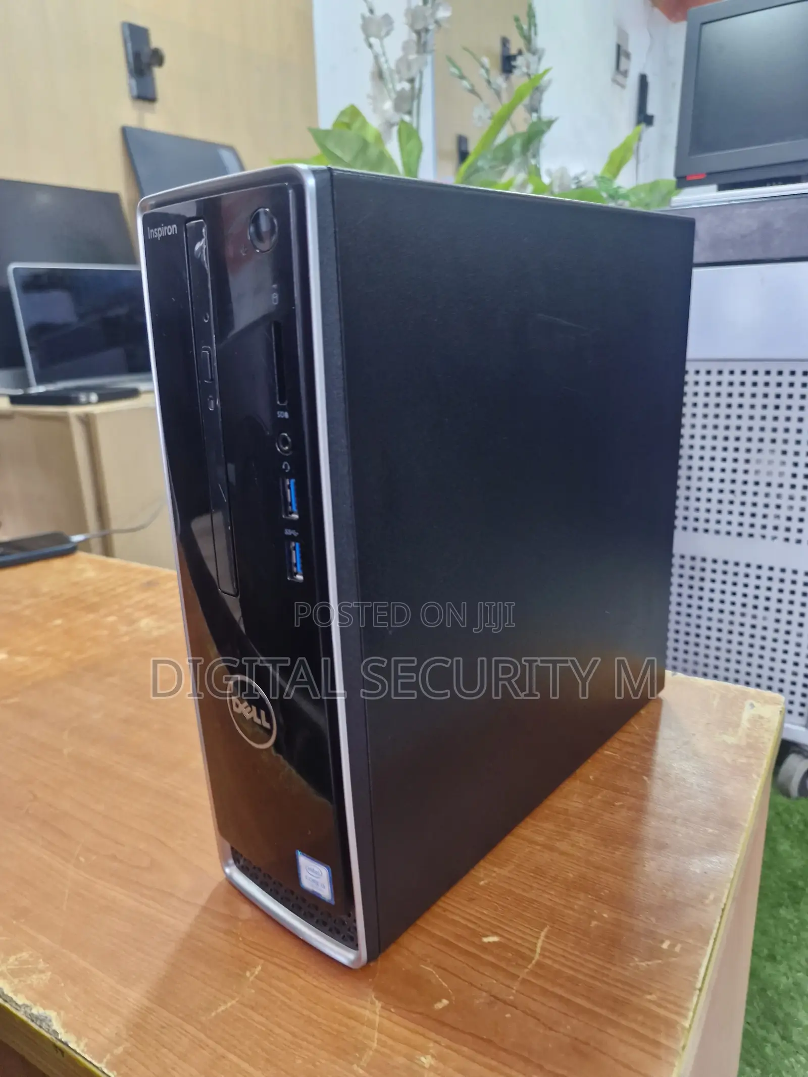 Desktop Computer Dell Inspiron 3000 8GB Intel Core i3 HDD 500GB