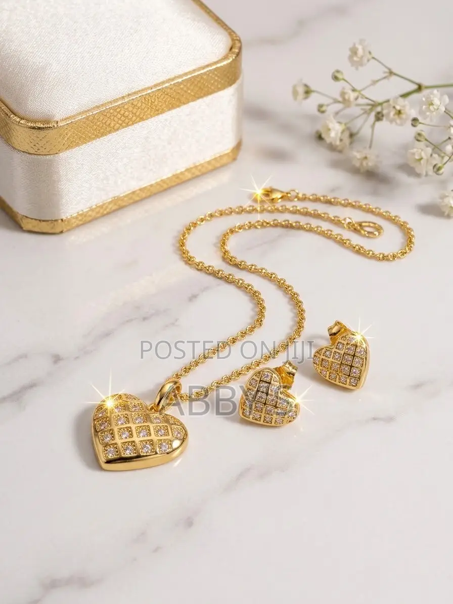 The Heart Pendant Love Necklace With Earrings