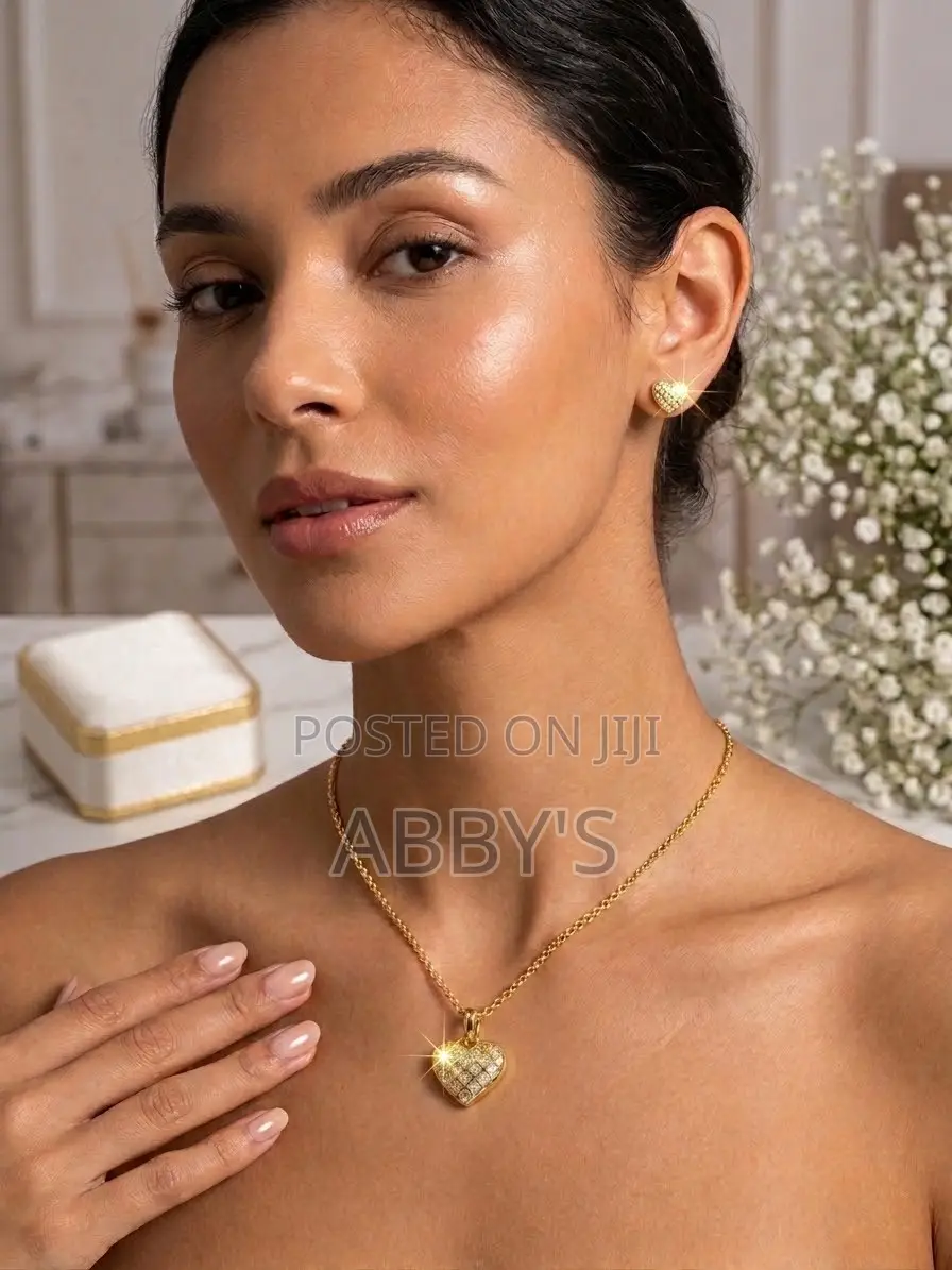 The Heart Pendant Love Necklace With Earrings