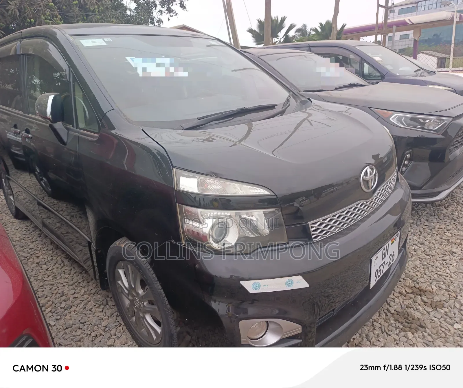 Toyota Voxy 2013 Black