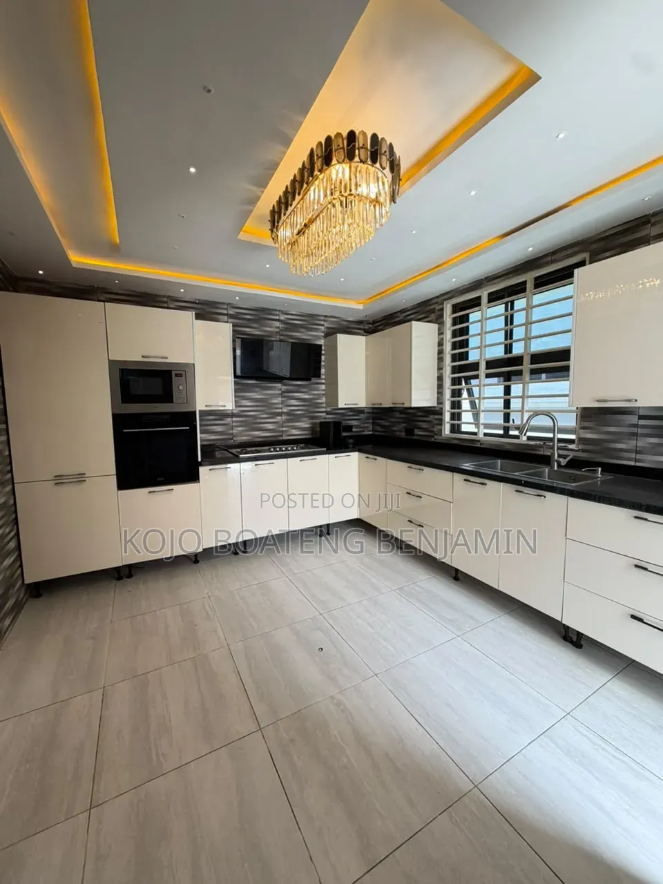 4bdrm House in School Junction for rent