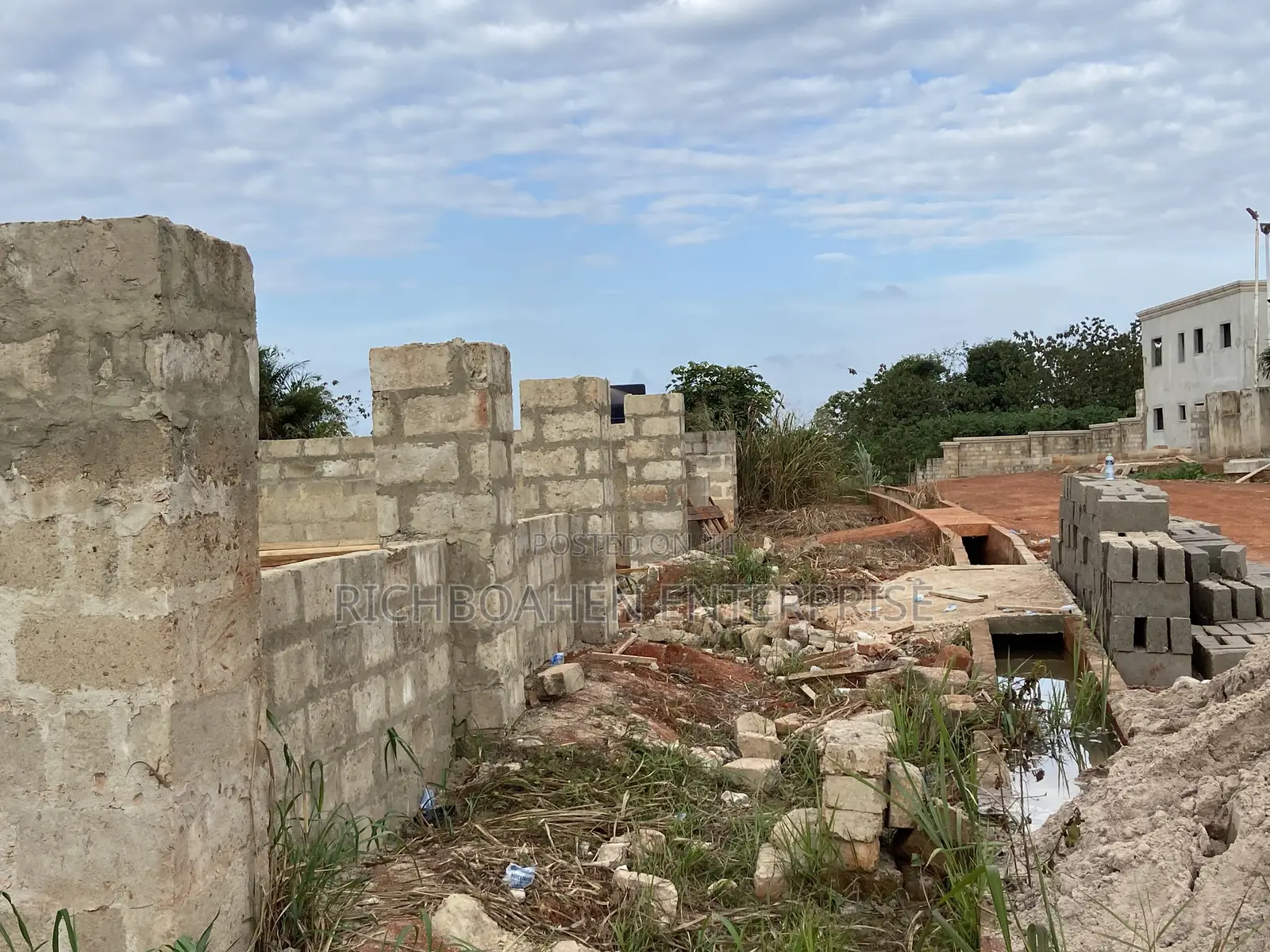 4bdrm Duplex in Richboahen, Atwima Kwanwoma for sale