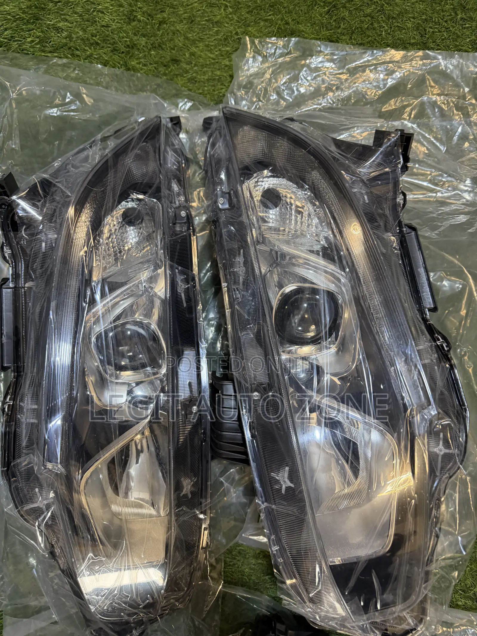 Honda Civic 2016,2017,2018 Headlight Available
