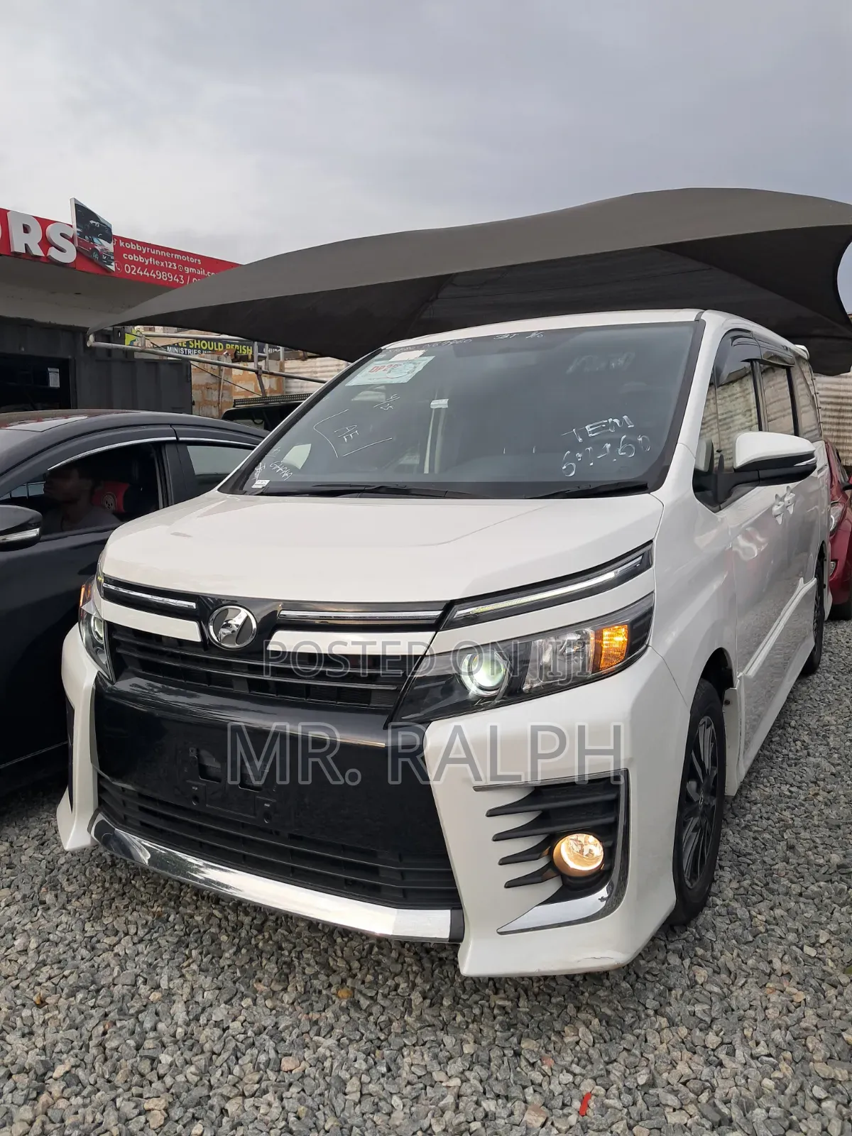 Toyota Voxy 2015 White