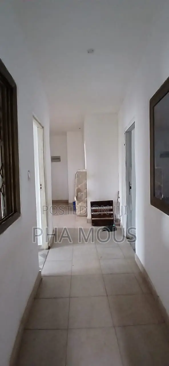 3bdrm Apartment in Lapaz for rent
