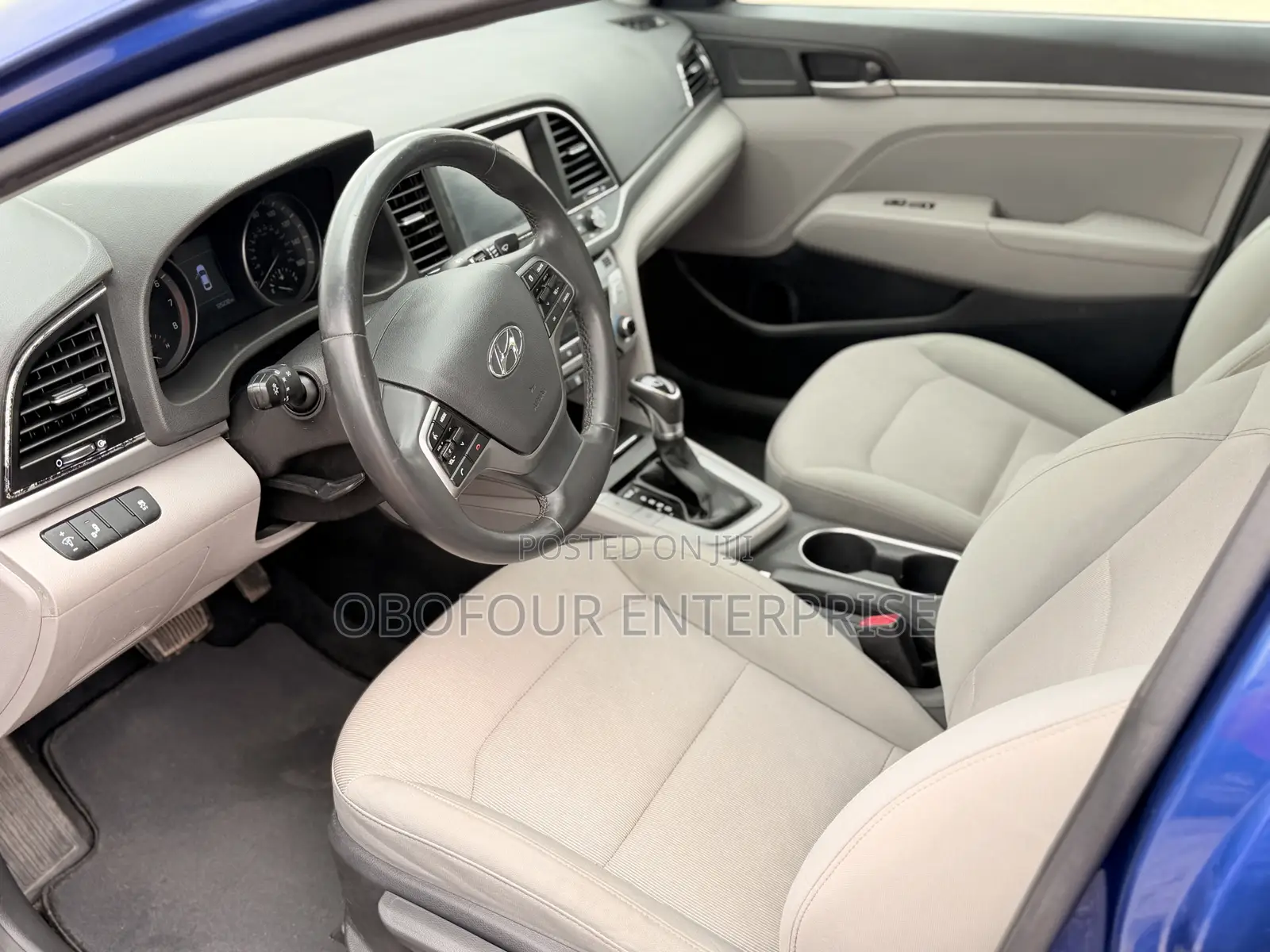 Hyundai Elantra SE Sedan FWD (2.0L 4cyl 6M) 2017 Blue